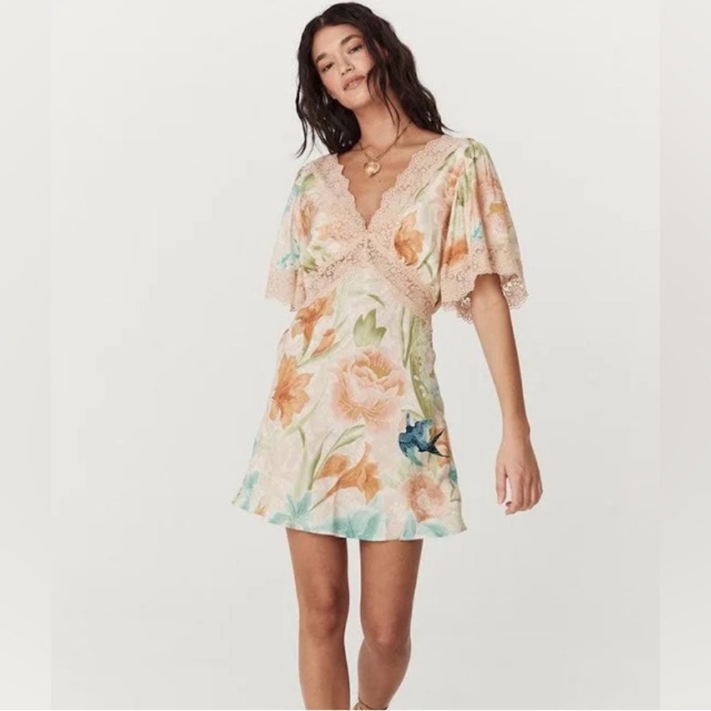 NWT Spell and the Gypsy Painters Garden Laci Mini Dress 👗